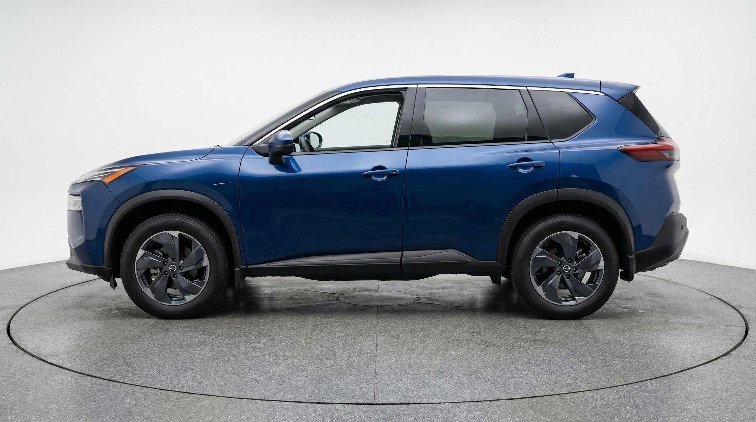 Thumbnail: 2025 Nissan Rogue - 4