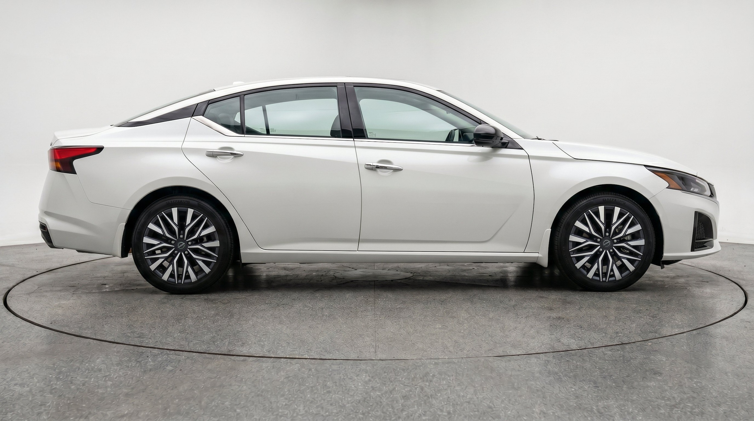 Thumbnail: 2025 Nissan Altima - 11