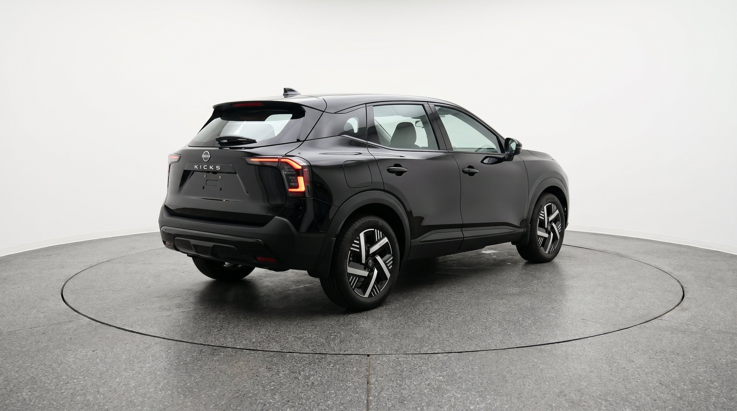 Thumbnail: 2026 Nissan Kicks - 9