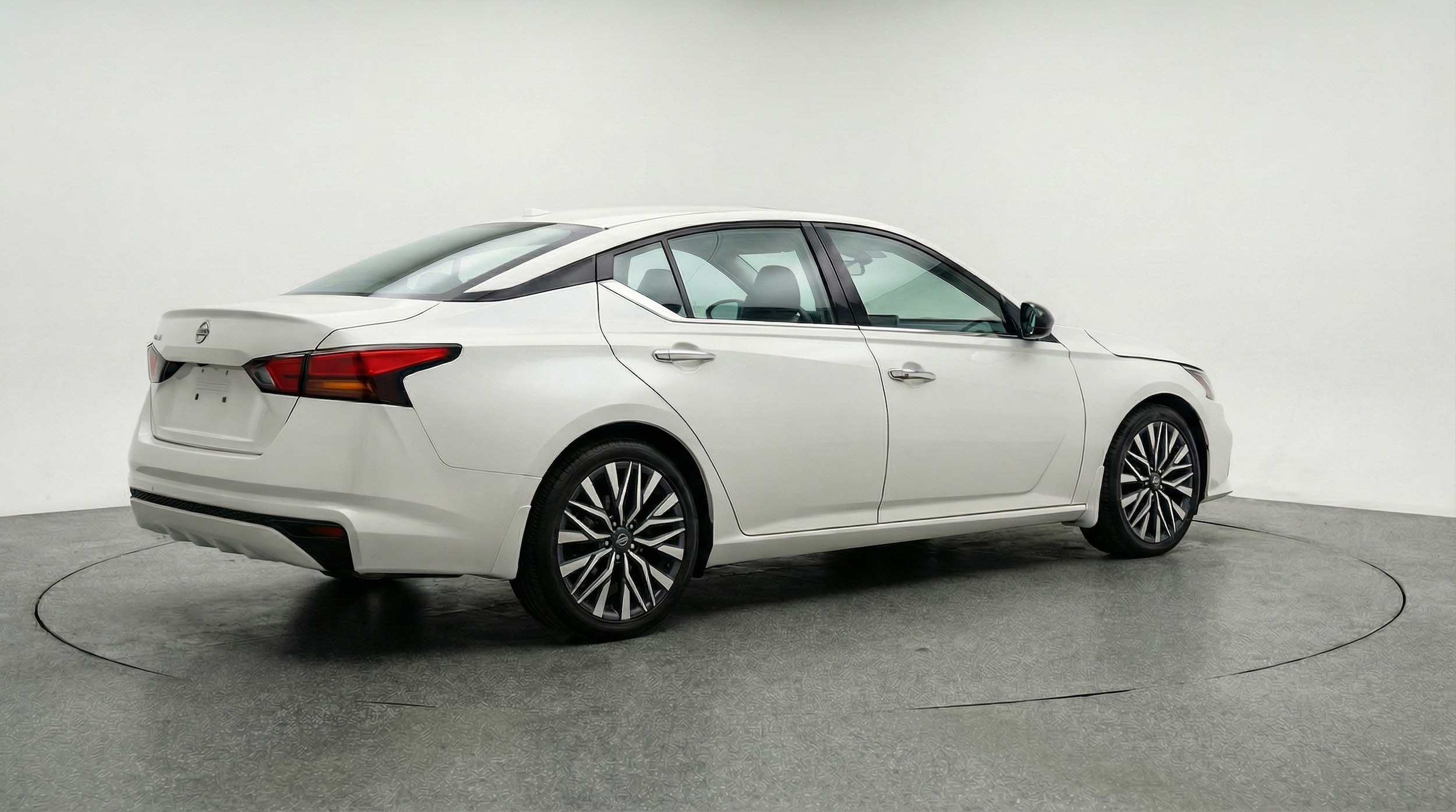 Thumbnail: 2025 Nissan Altima - 7