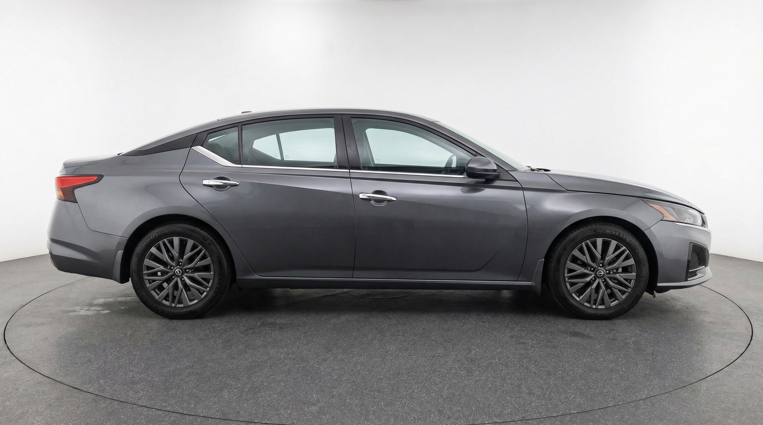 Thumbnail: 2025 Nissan Altima - 8