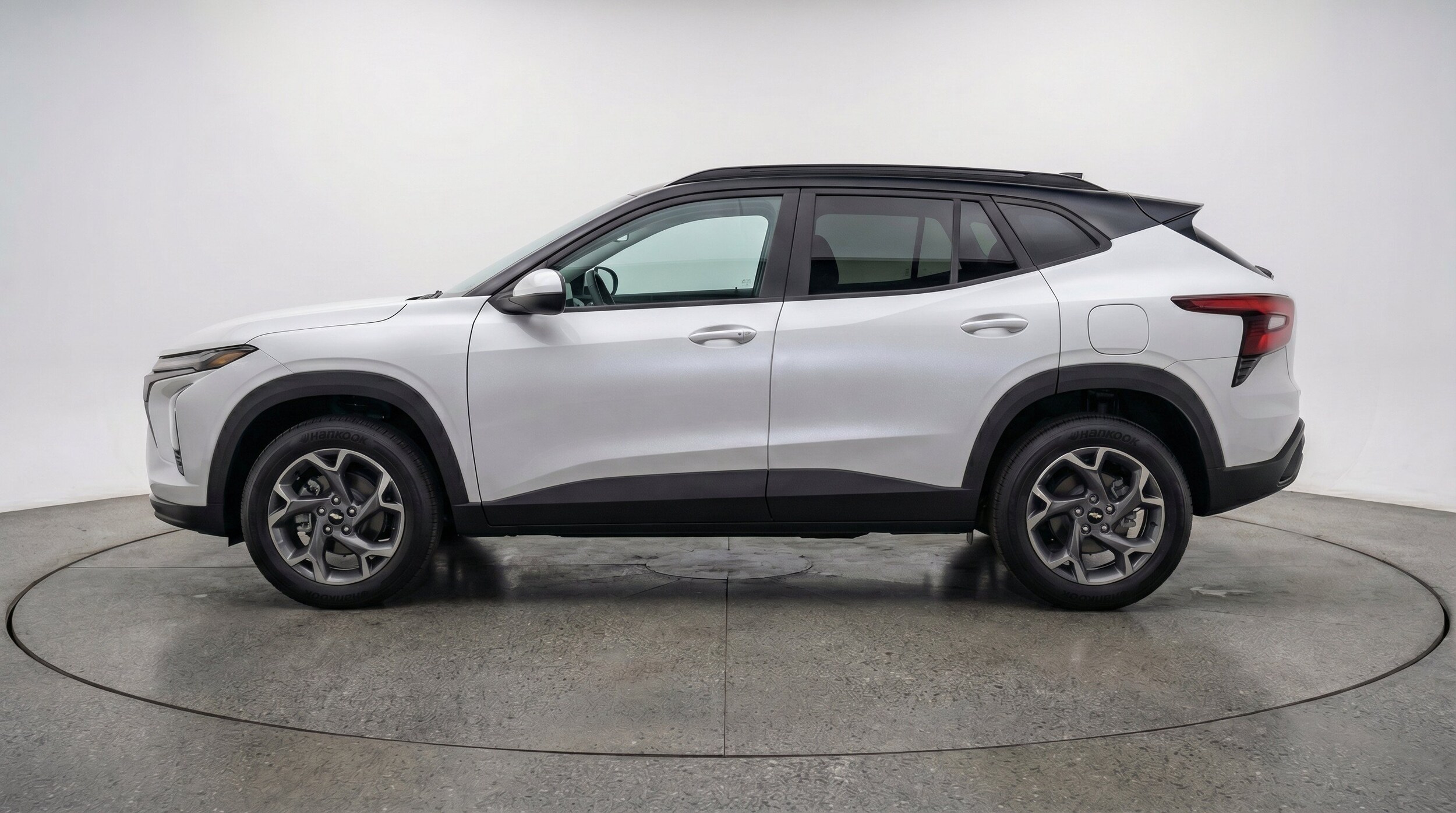 Thumbnail: 2025 Chevrolet Trax - 5