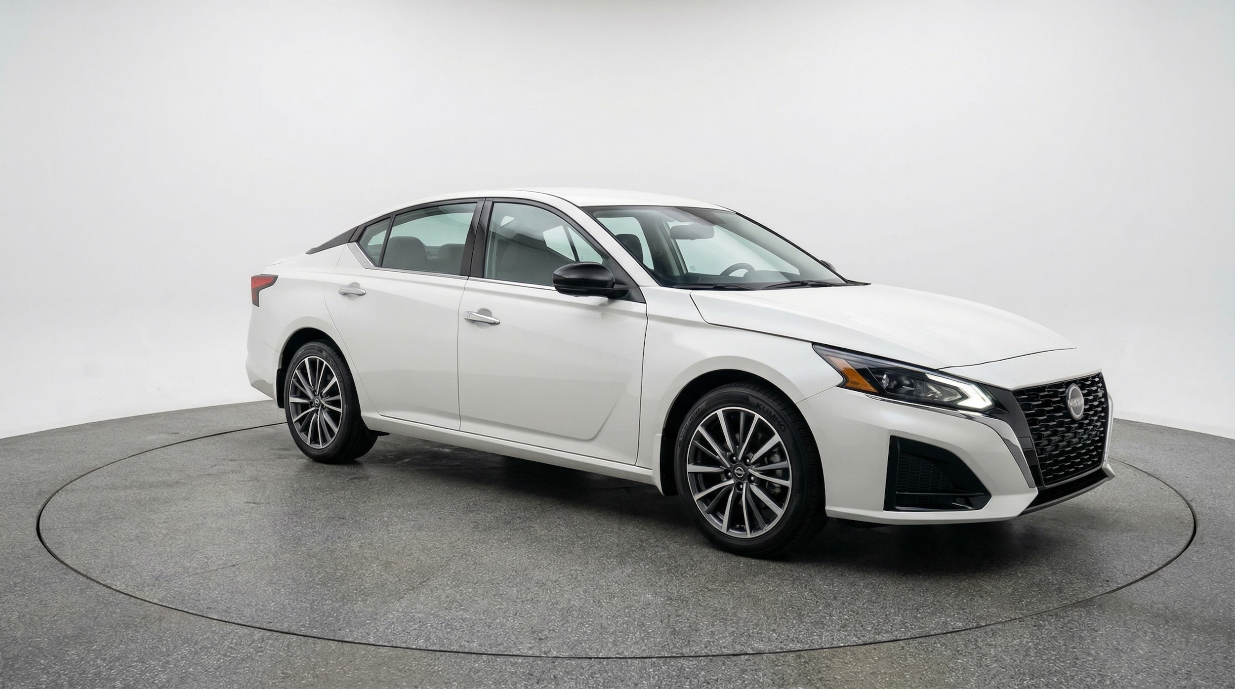 Thumbnail: 2025 Nissan Altima - 1