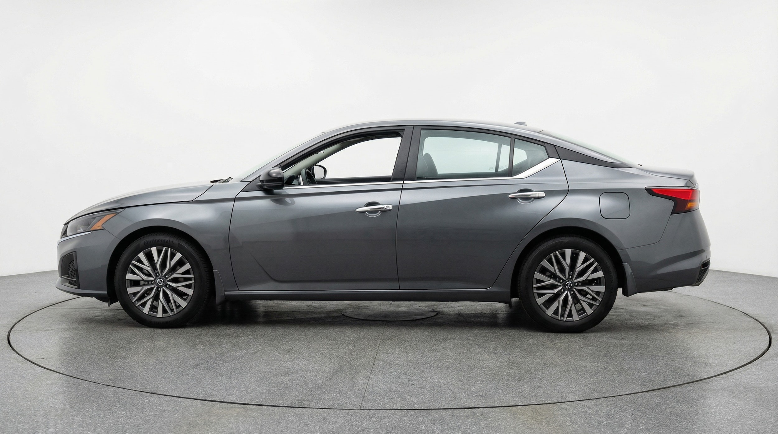 Thumbnail: 2025 Nissan Altima - 4