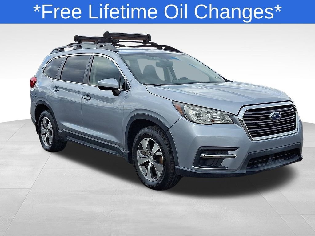 2019 Subaru Ascent Premium's photo