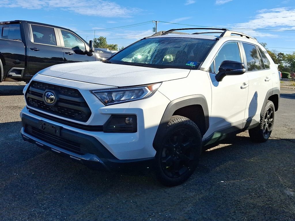 2020 Toyota RAV4 TRD Off-Road photo 2