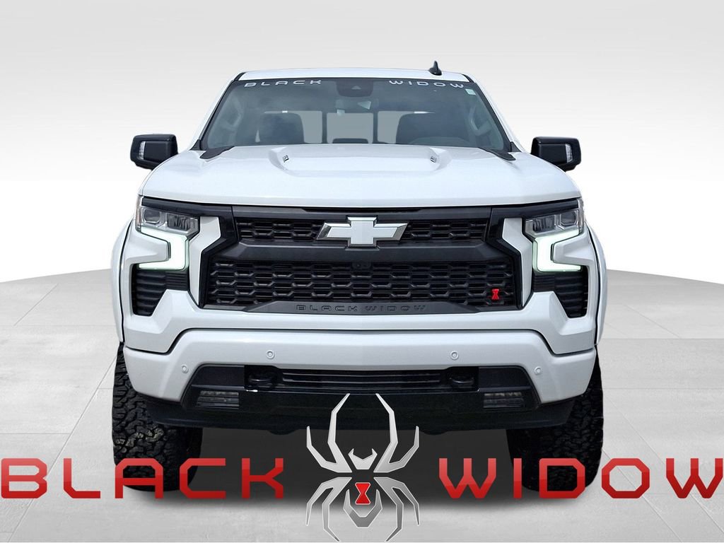 2025 Chevrolet Silverado 1500 RST photo 2