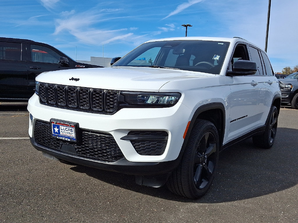 2023 Jeep Grand Cherokee Altitude - Photo 5
