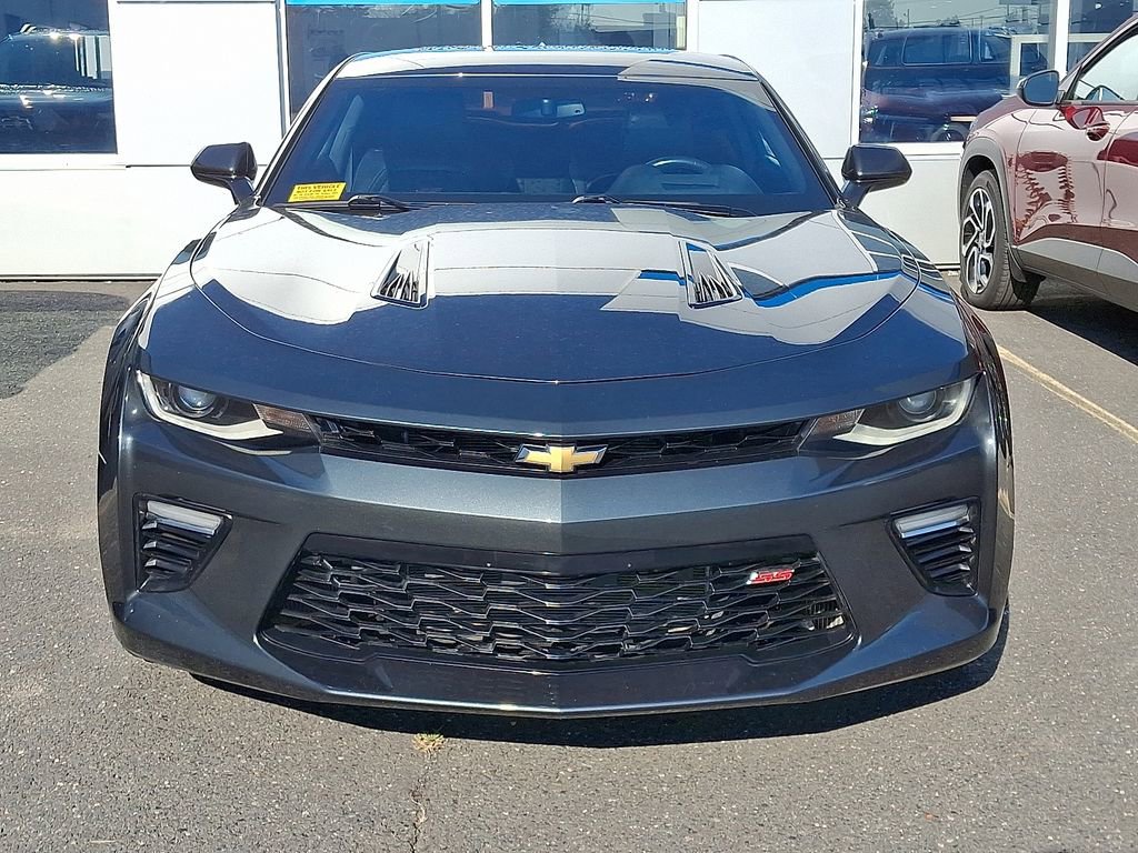 2018 Chevrolet Camaro SS photo 2