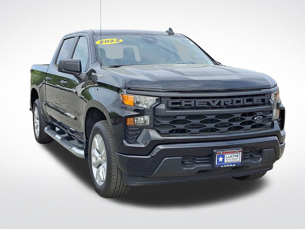 2022 Chevrolet Silverado 1500 Custom photo 2