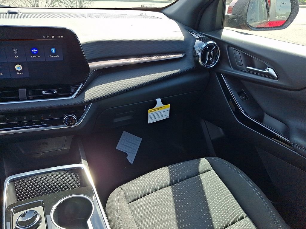 2026 Chevrolet Equinox LT - Photo 12
