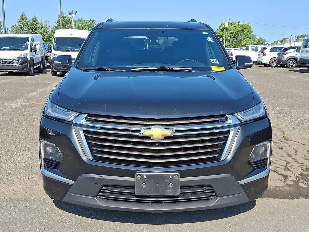 2023 Chevrolet Traverse High Country photo 2