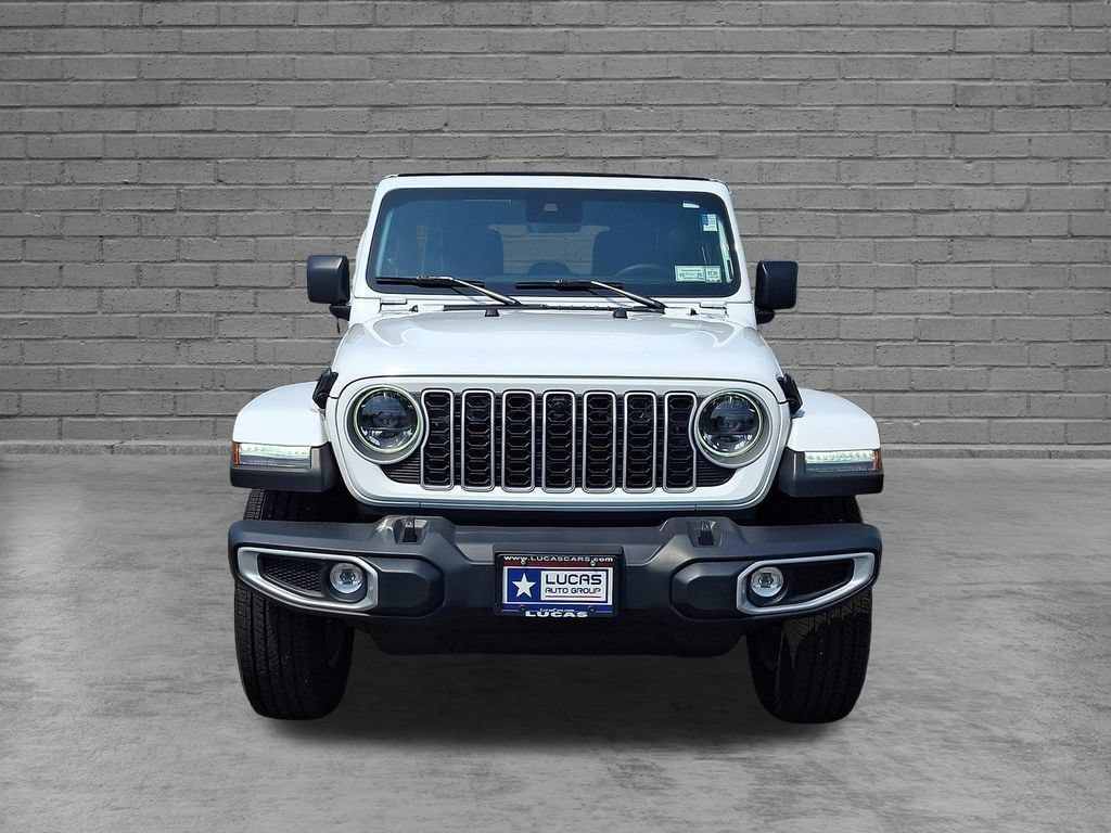 Used 2025 Jeep Wrangler 4-Door Sahara 4x4 SUV