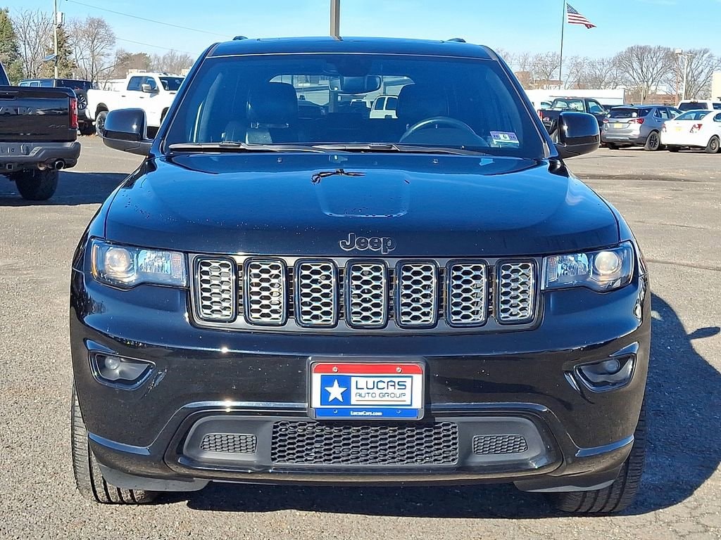 Used 2019 Jeep Grand Cherokee Altitude 4x4 SUV