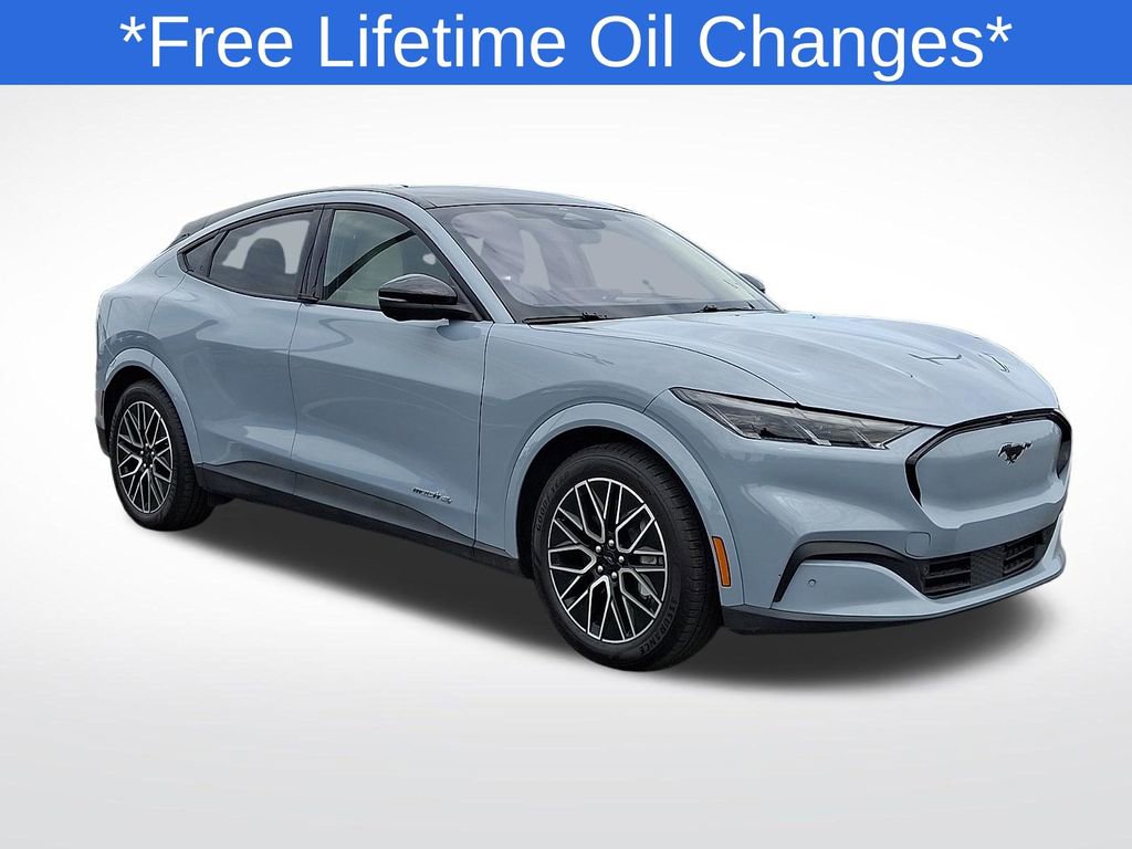 2025 Ford Mustang-Mach-e Premium's photo
