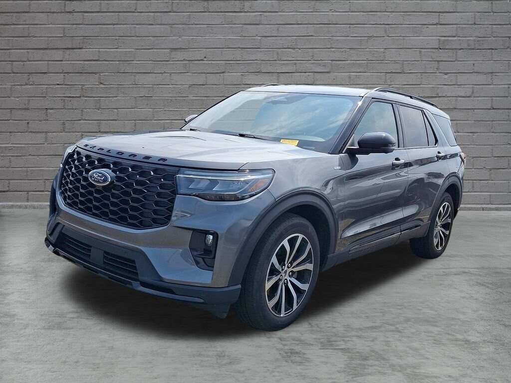 Used 2025 Ford Explorer ST-Line SUV