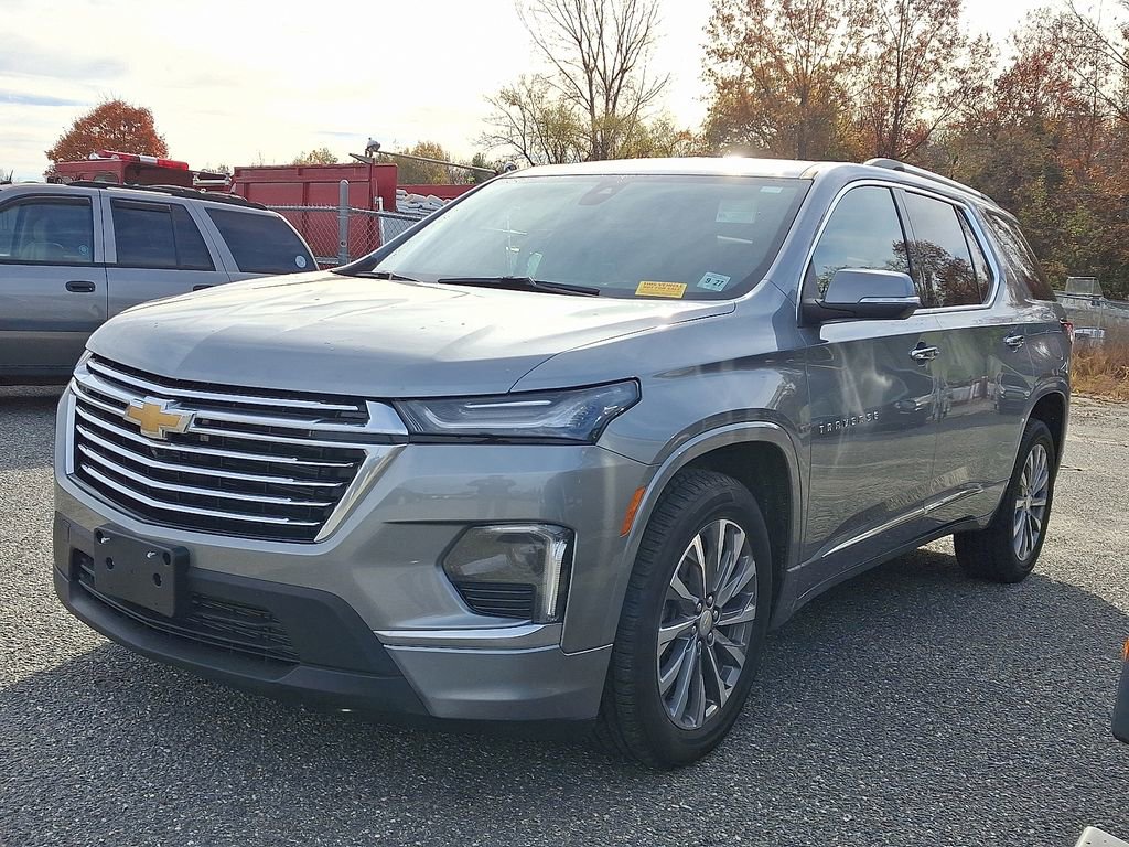 2023 Chevrolet Traverse Premier photo 2