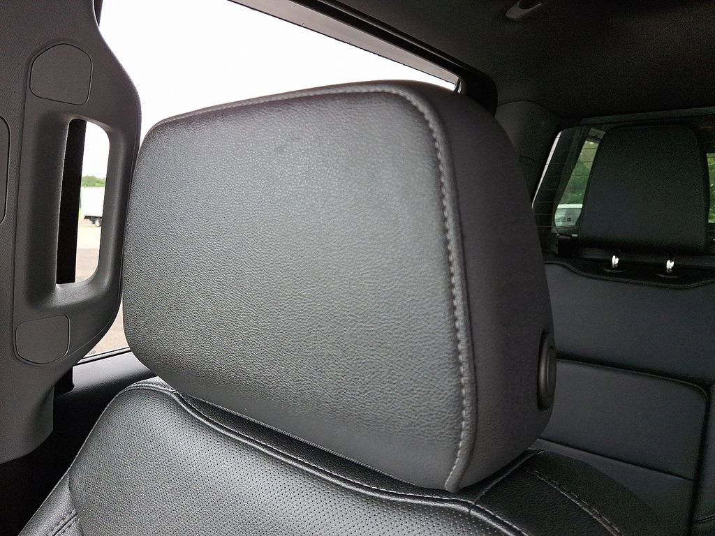 2022 Chevrolet Silverado 1500 Limited LTZ - Photo 18