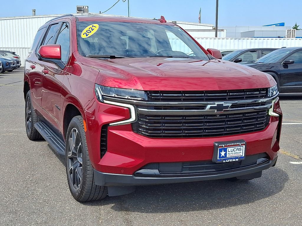 2021 Chevrolet Tahoe RST photo 2