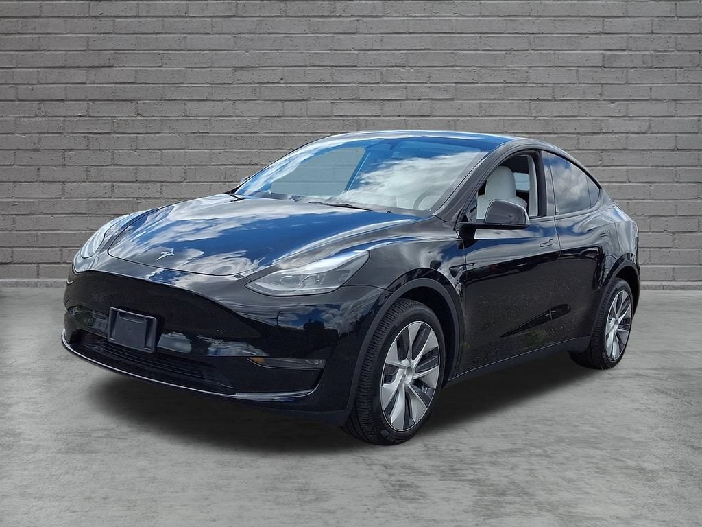 Used 2023 Tesla Model Y Long Range SUV