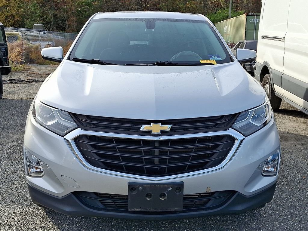 2018 Chevrolet Equinox LT photo 2