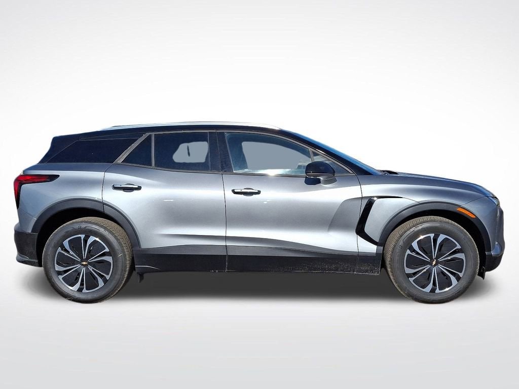 2025 Chevrolet Blazer EV LT - Photo 8