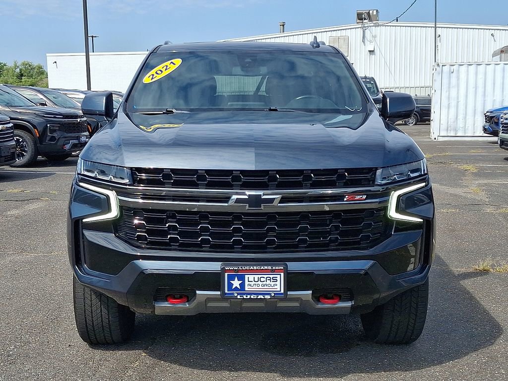 2021 Chevrolet Tahoe Z71 photo 2
