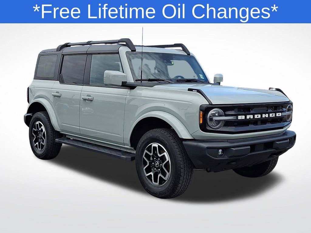2024 Ford Bronco Outer Banks 4x4's photo