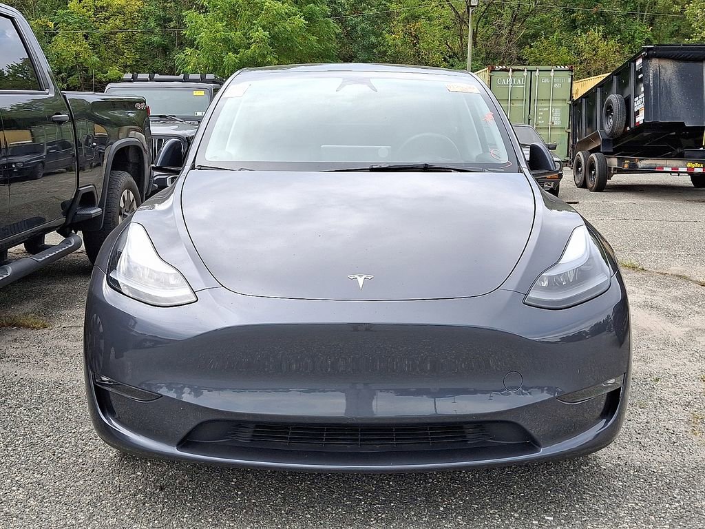 2023 Tesla Model Y Long Range photo 2
