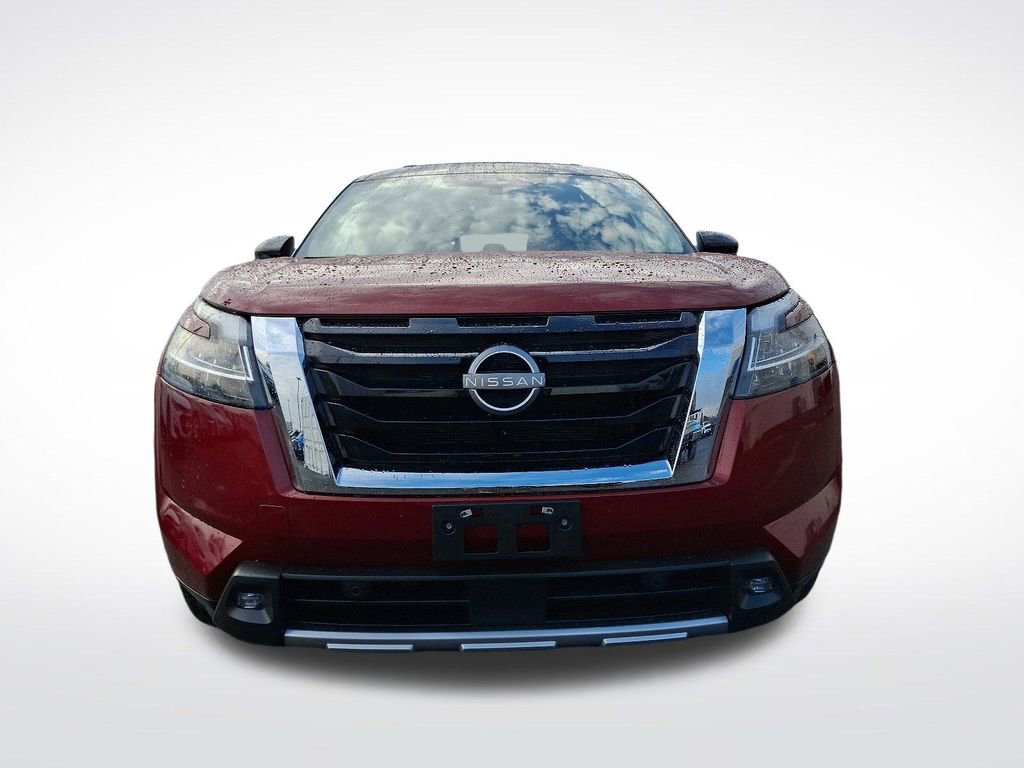 2022 Nissan Pathfinder SL photo 3