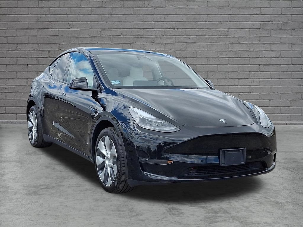 Used 2023 Tesla Model Y Long Range SUV