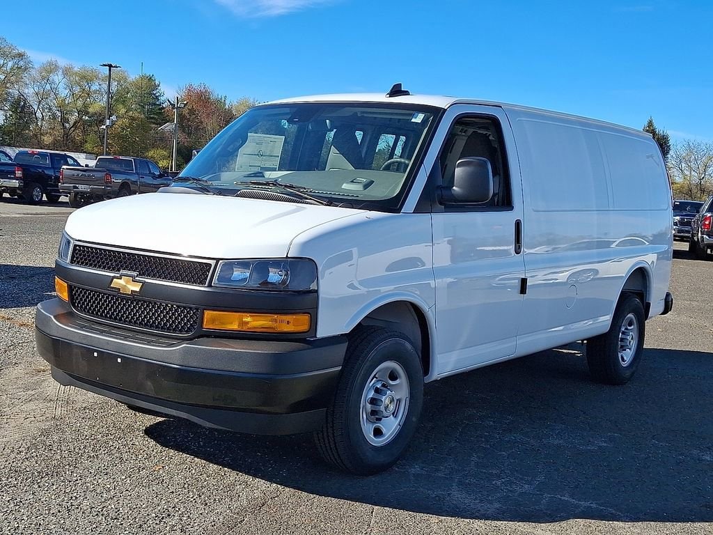 New 2025 Chevrolet Express Cargo 2500 WT Van