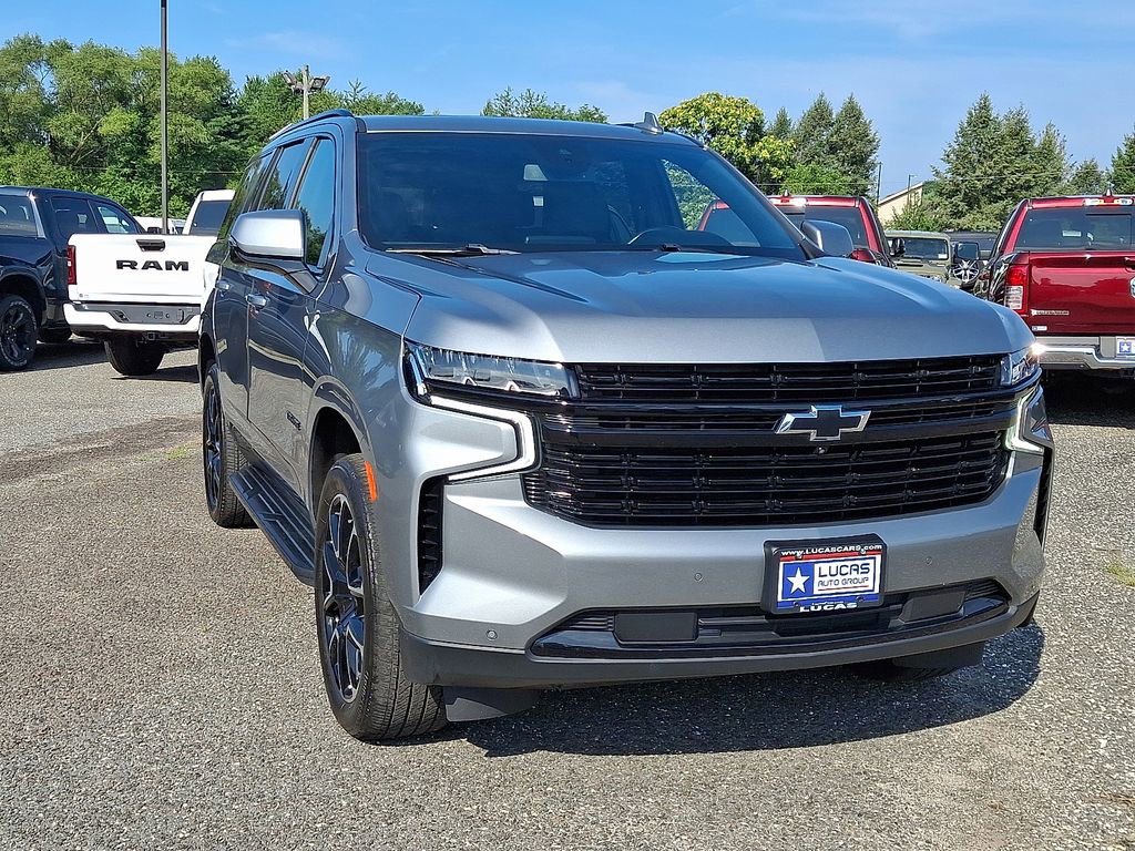 2023 Chevrolet Tahoe RST photo 2