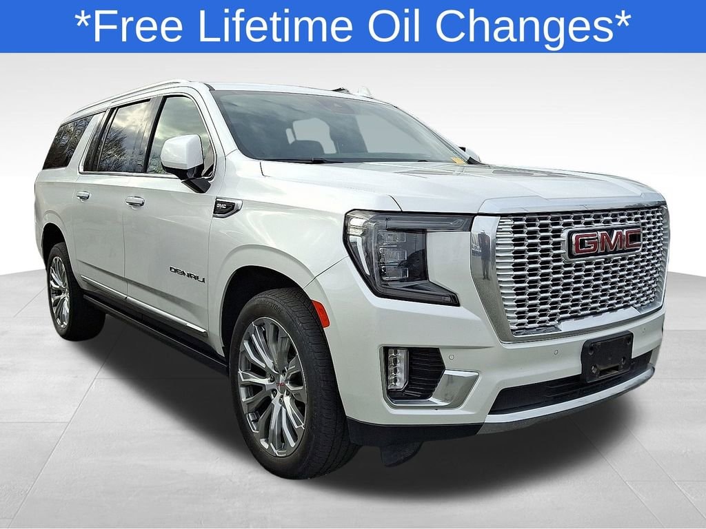 2023 GMC Yukon XL Denali's photo