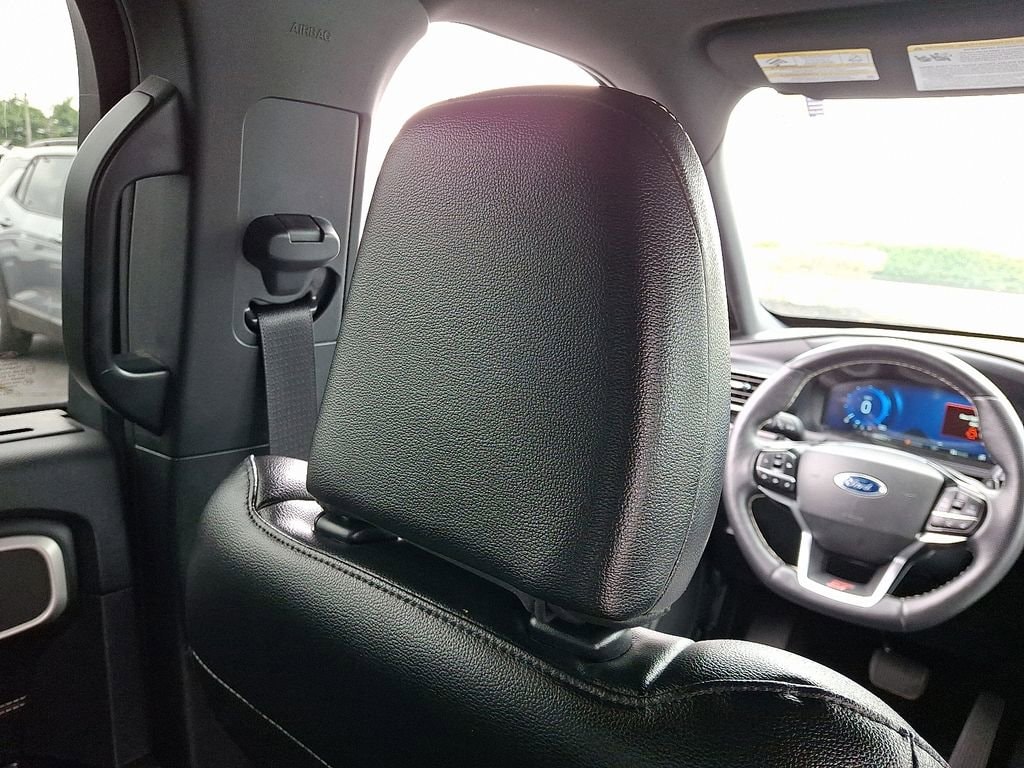 2021 Ford Explorer ST - Photo 14
