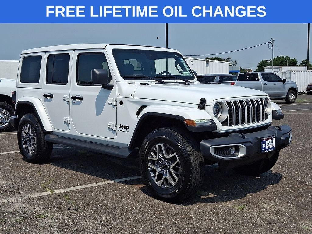 Used 2025 Jeep Wrangler 4-Door Sahara 4x4 SUV