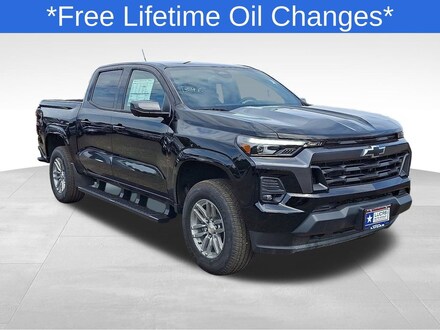 2025 Chevrolet Colorado WT/LT Truck