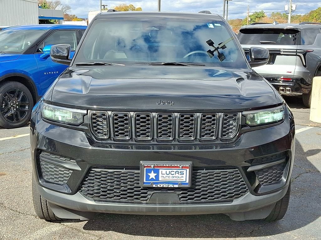 Used 2023 Jeep Grand Cherokee Altitude 4x4 SUV