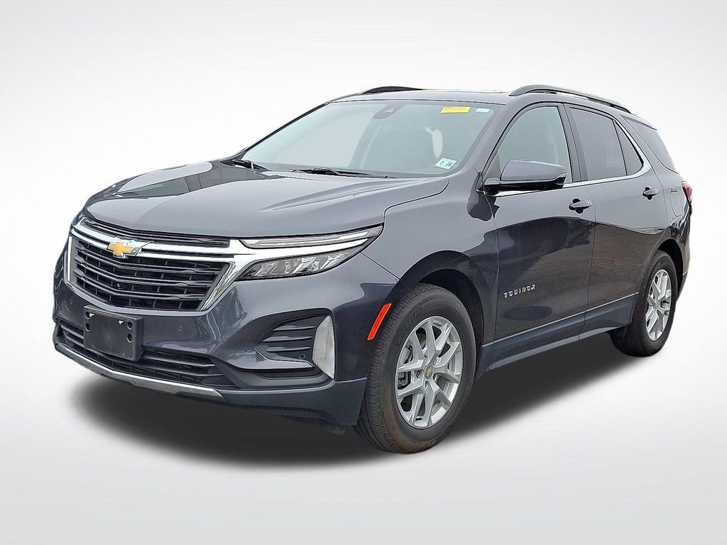 2022 Chevrolet Equinox LT photo 3