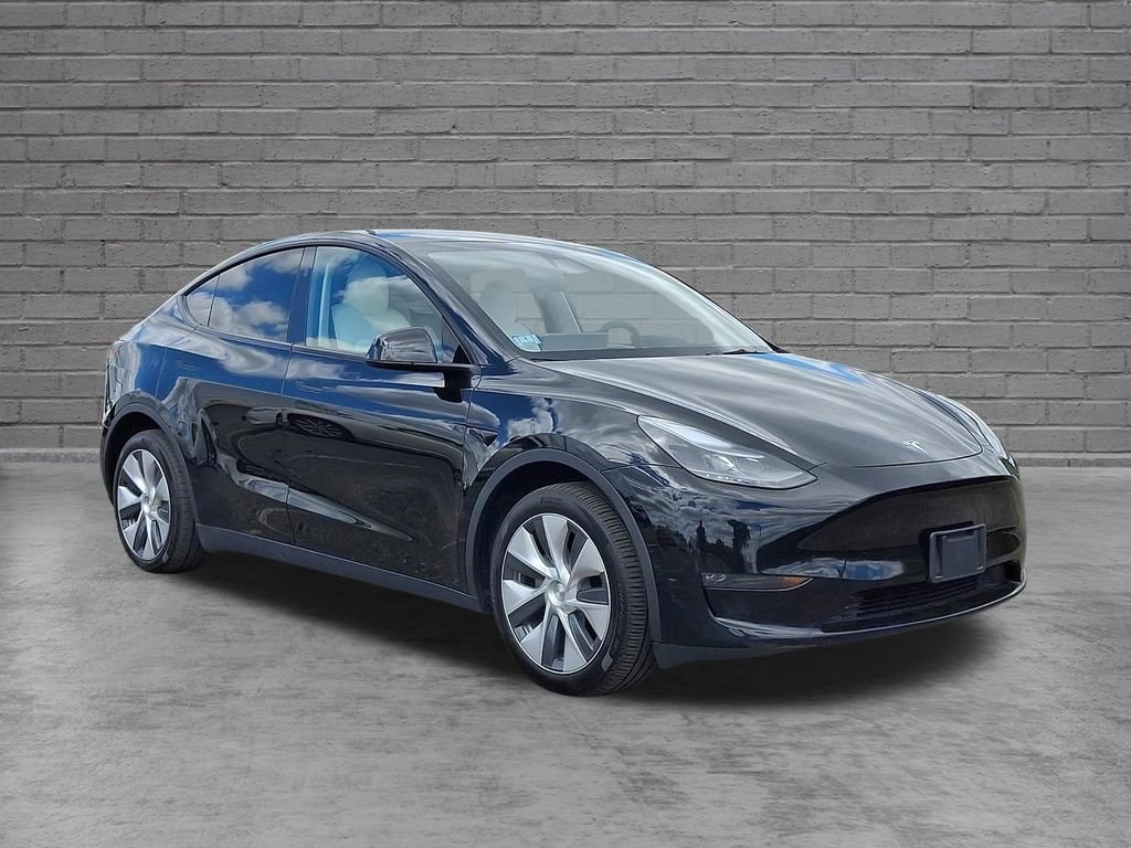 Used 2023 Tesla Model Y Long Range SUV