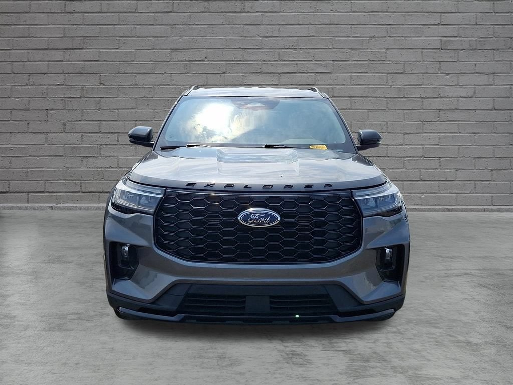 Used 2025 Ford Explorer ST-Line SUV