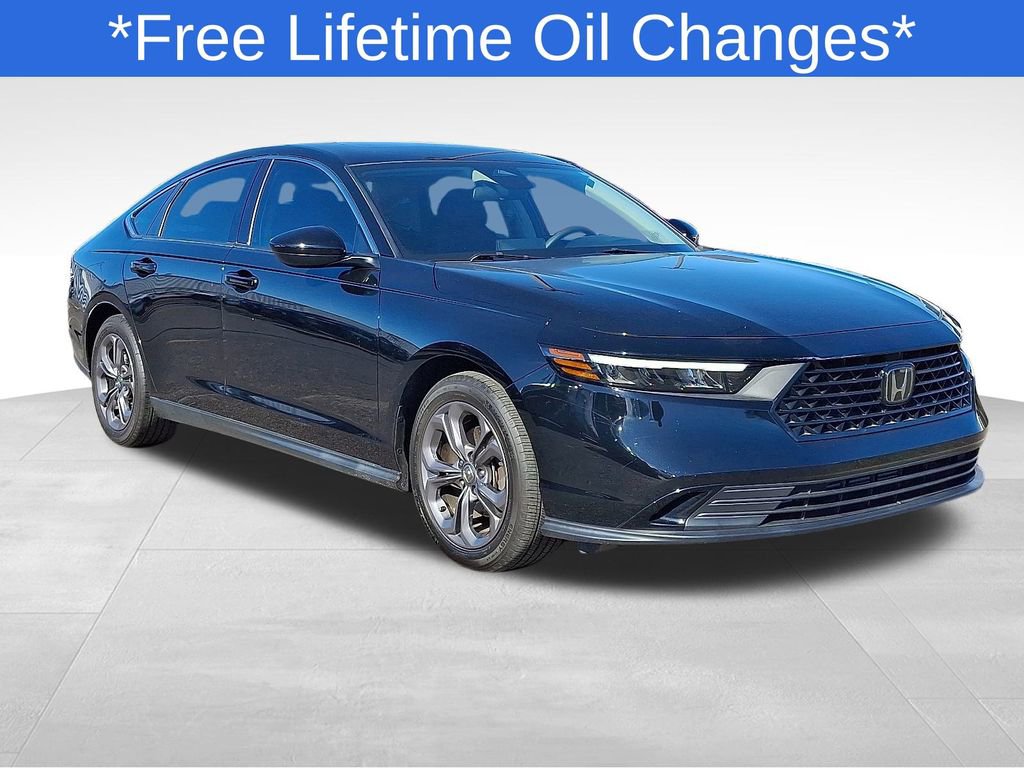 2023 Honda Accord EX's photo