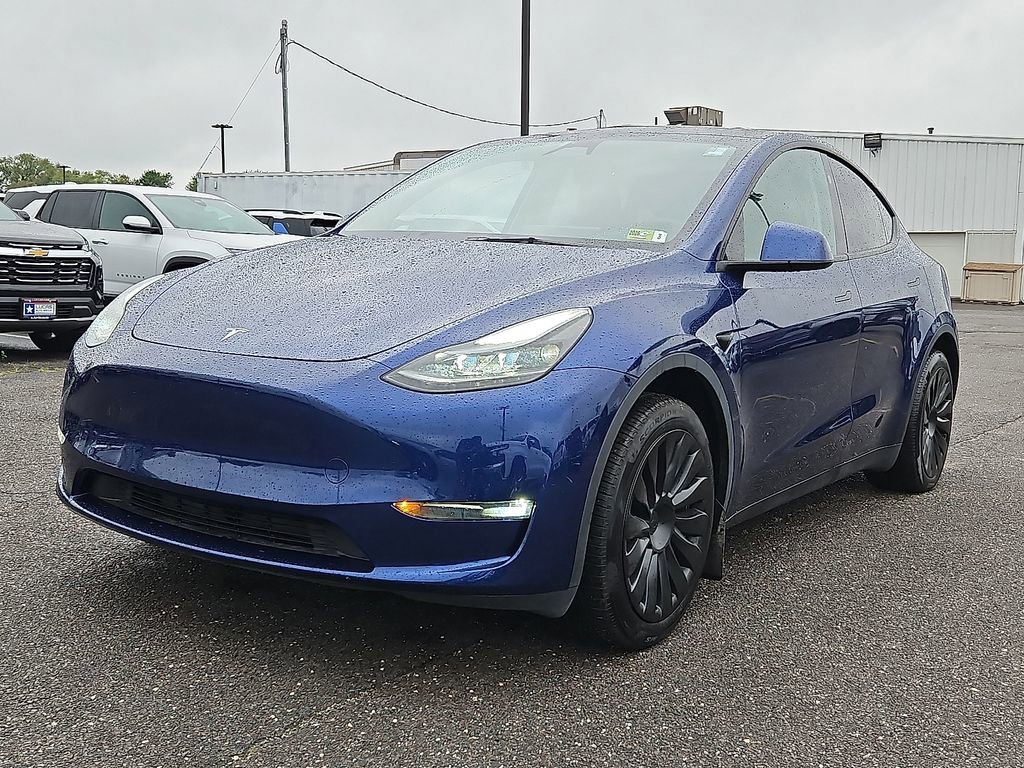 2024 Tesla Model Y Long Range photo 4