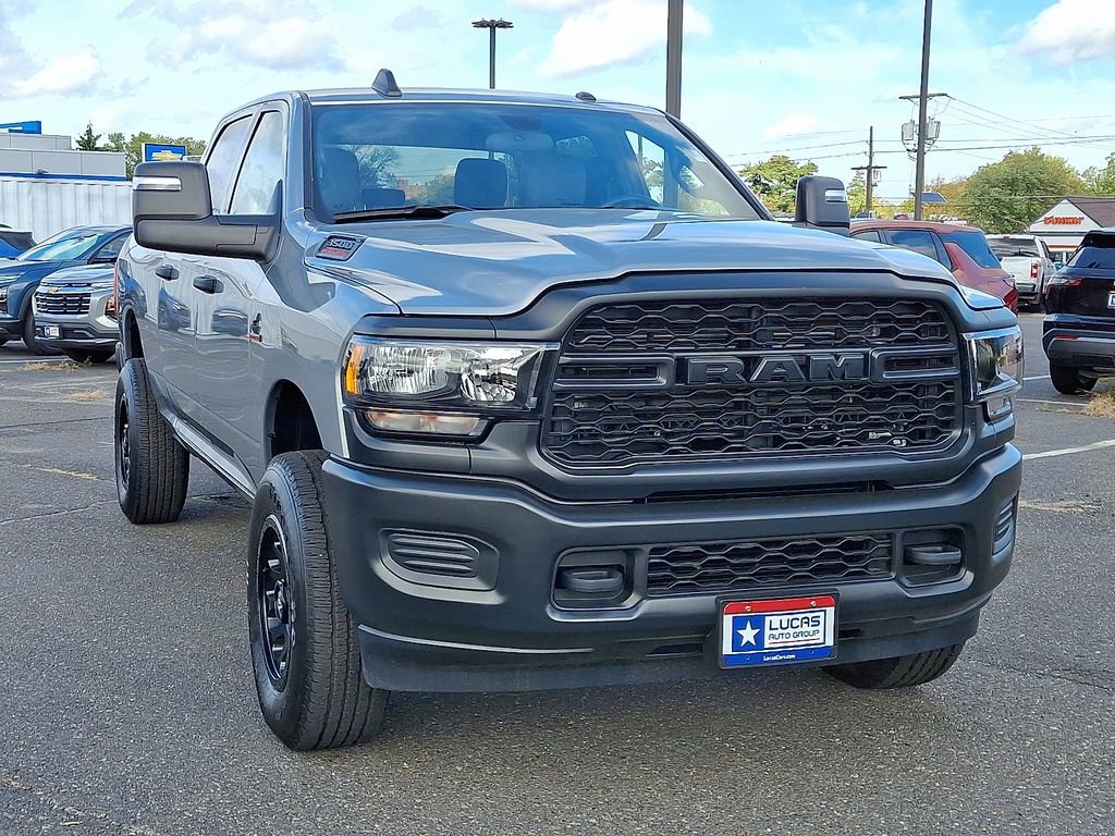 2024 Ram 3500 Tradesman photo 2