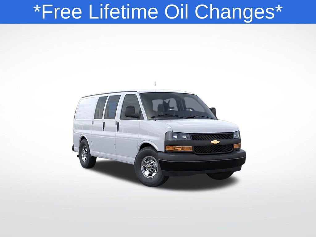 2026 Chevrolet Express 2500 Work Van HD's photo