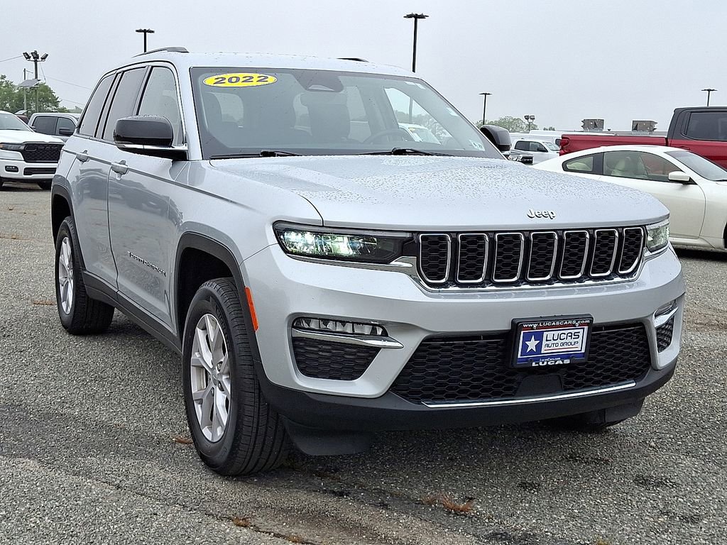 Used 2022 Jeep Grand Cherokee Limited with VIN 1C4RJHBG3N8579488 for sale in Lumberton, NJ