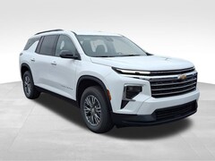 2025 Chevrolet Traverse LT SUV