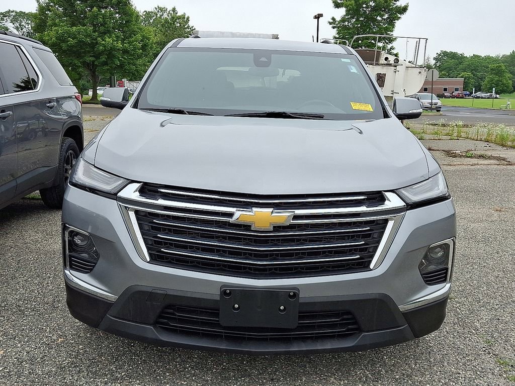 2023 Chevrolet Traverse Cloth photo 2