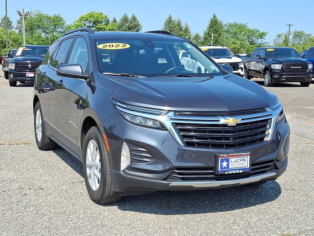 Used 2022 Chevrolet Equinox LT with VIN 3GNAXKEV3NS240439 for sale in Lumberton, NJ