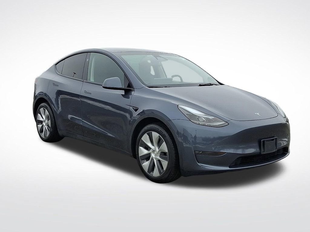 2023 Tesla Model Y Long Range Dual Motor All-Wheel Drive's photo